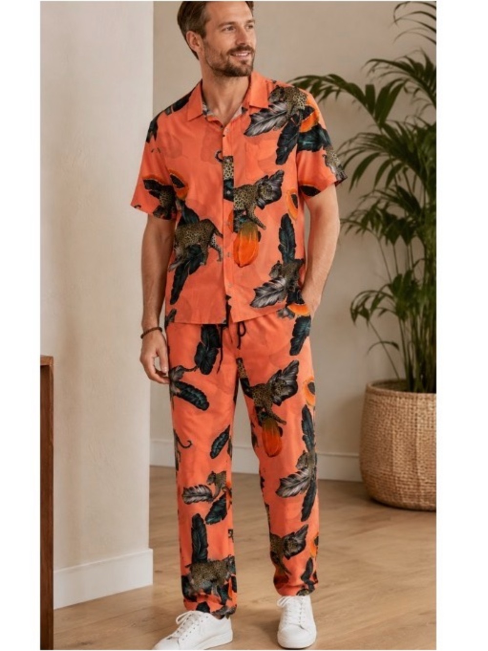 Mavrans Men's XL Orange Short-Sleeve Button-Down Pants Set- Bold Tropical Print